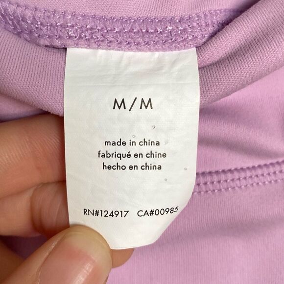 WeWoreWhat Lilac V-shaped Leggings Size Medium - Picture 11 of 13